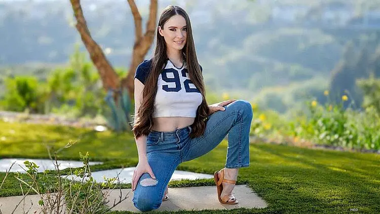Image of porn movie Feet Tease With Hazel Moore on Adultstarbase
